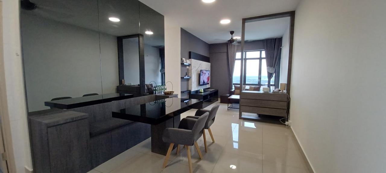 Modern Lifestyle Arc Austin Hills Daire Johor Bahru Dış mekan fotoğraf